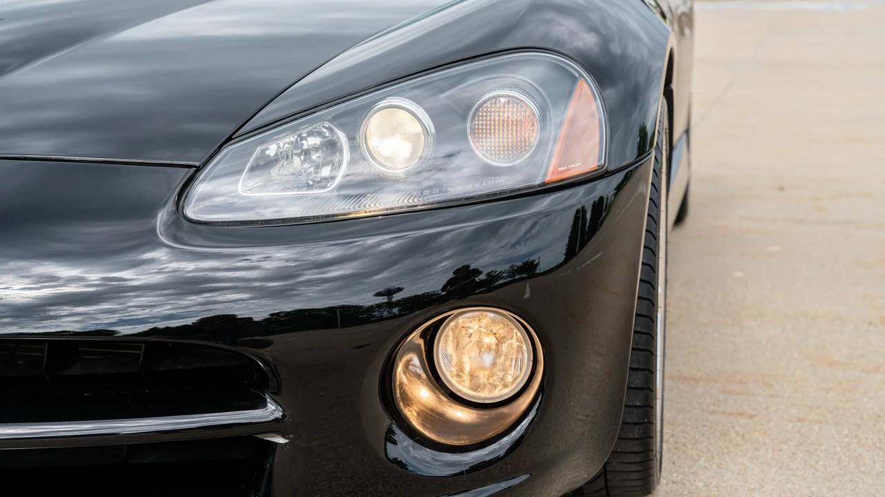 2005 Dodge Viper 3rd Gen - Image 19 of 31