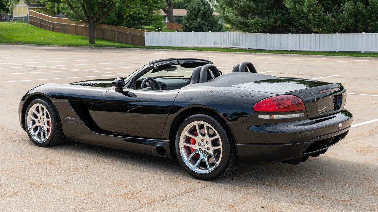 2005 Dodge Viper 3rd Gen - Image 7 of 31