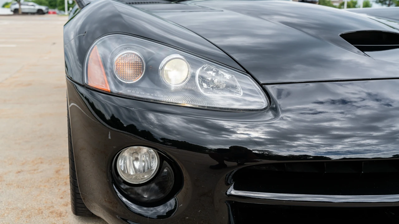 2005 Dodge Viper 3rd Gen - Image 20 of 31