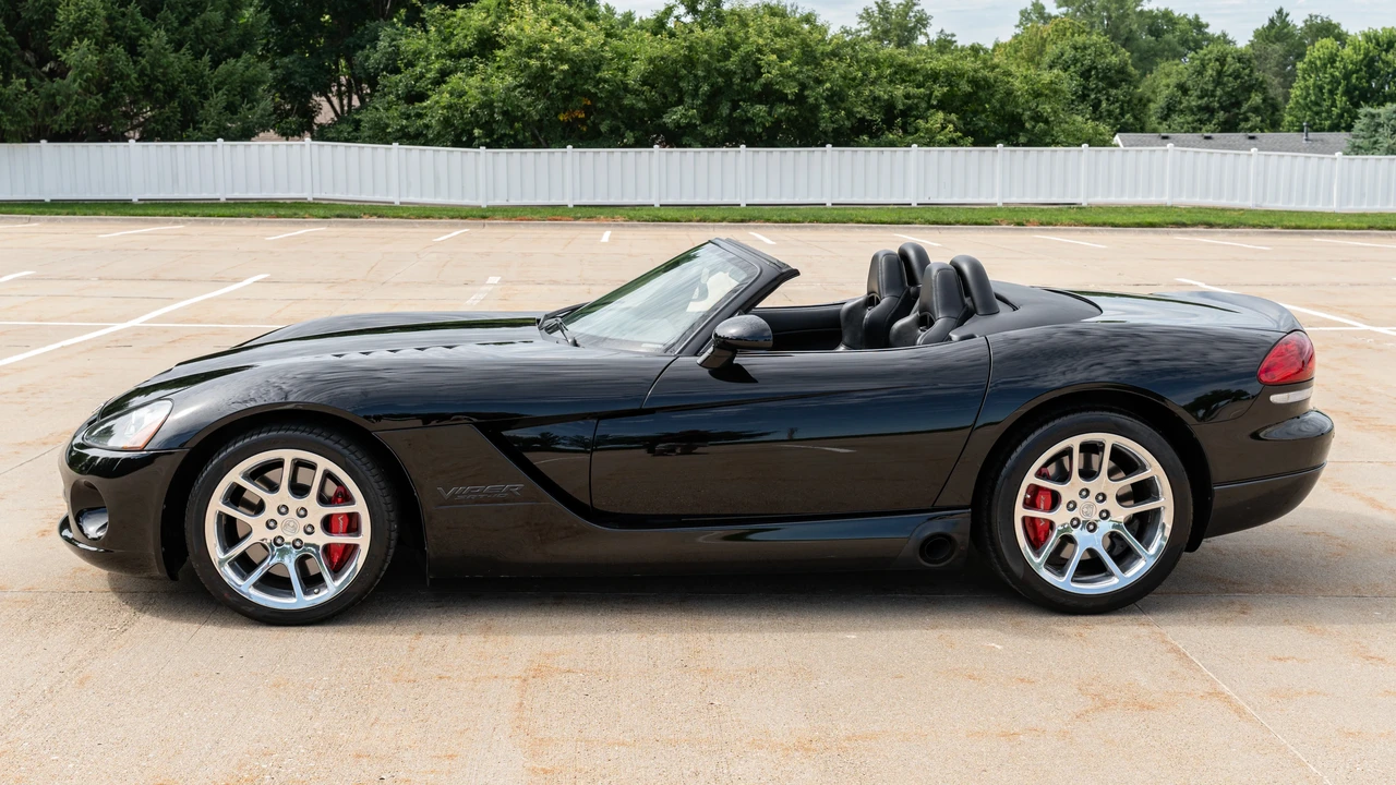 2005 Dodge Viper 3rd Gen - Image 8 of 31