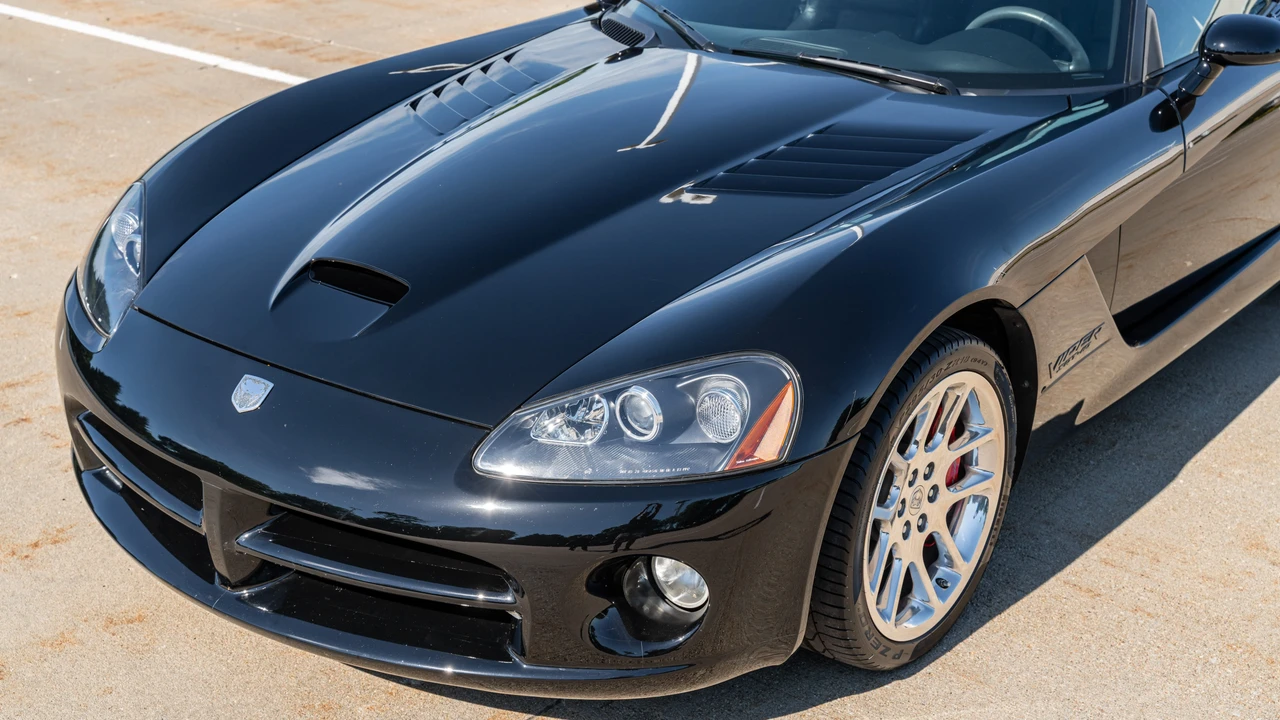 2005 Dodge Viper 3rd Gen - Image 29 of 31
