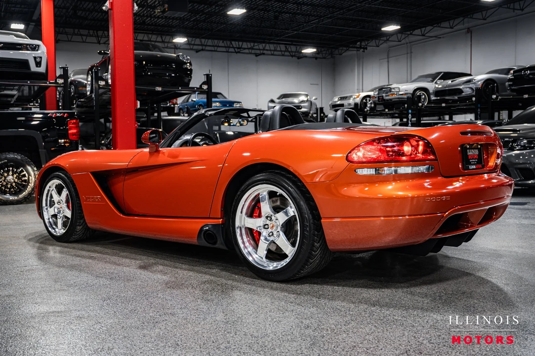 2005 Dodge Viper 3rd Gen - Image 3 of 21