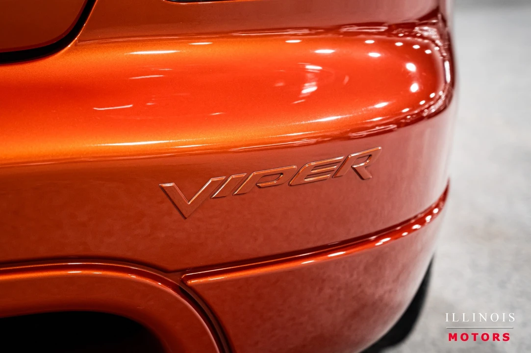 2005 Dodge Viper 3rd Gen - Image 16 of 21