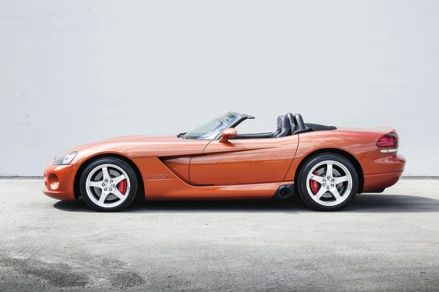 2005 Dodge Viper 3rd Gen - Image 2 of 12