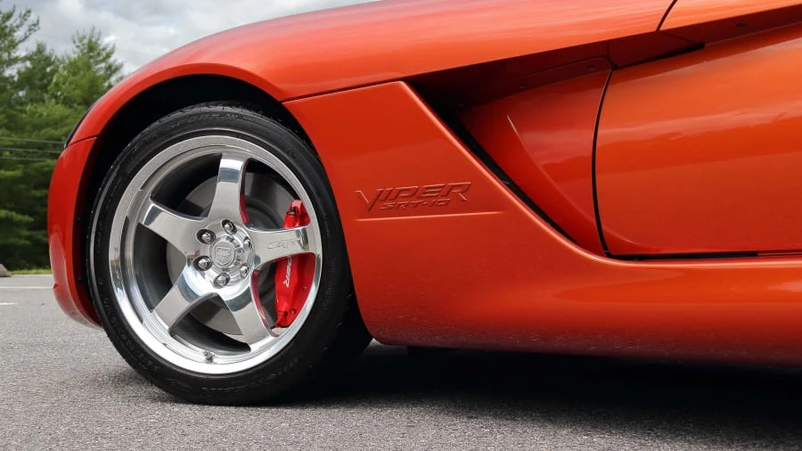 2005 Dodge Viper 3rd Gen - Image 16 of 21