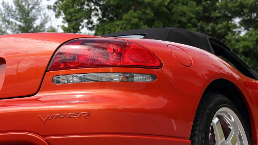 2005 Dodge Viper 3rd Gen - Image 19 of 21
