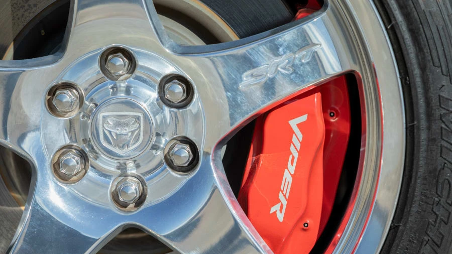 2005 Dodge Viper 3rd Gen - Image 11 of 15