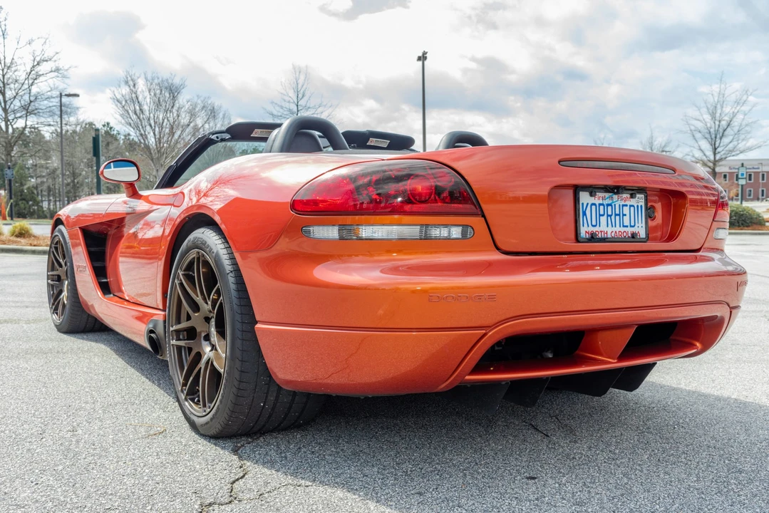 2005 Dodge Viper 3rd Gen - Image 23 of 31