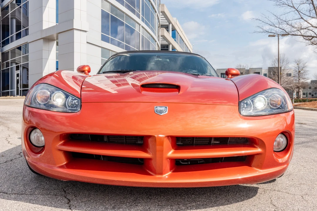 2005 Dodge Viper 3rd Gen - Image 11 of 31