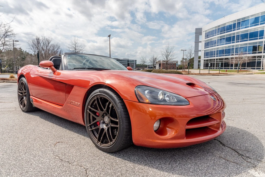 2005 Dodge Viper 3rd Gen - Image 4 of 31