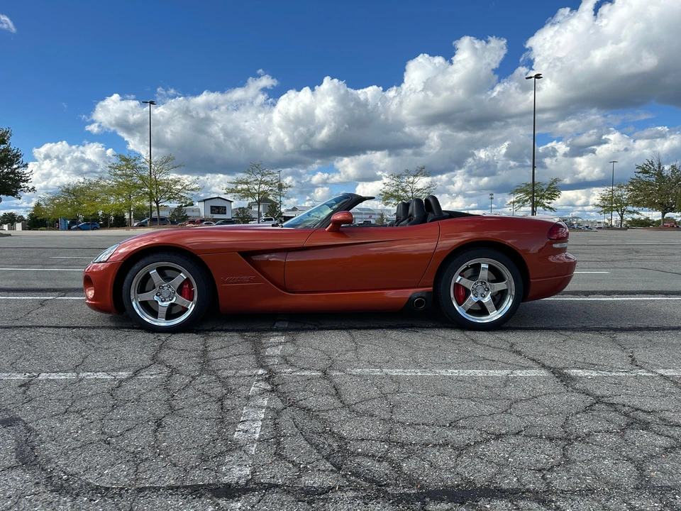 2005 Dodge Viper 4th Gen - Image 7 of 31