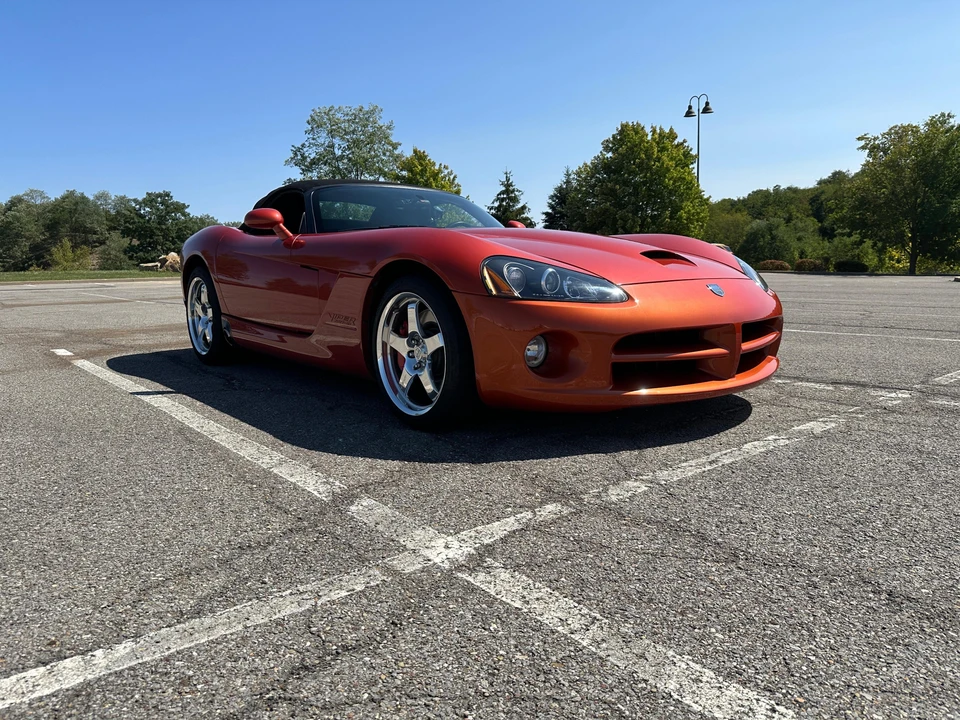 2005 Dodge Viper 4th Gen - Image 16 of 31