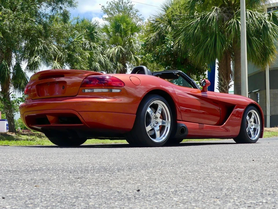 2005 Dodge Viper 3rd Gen - Image 20 of 21