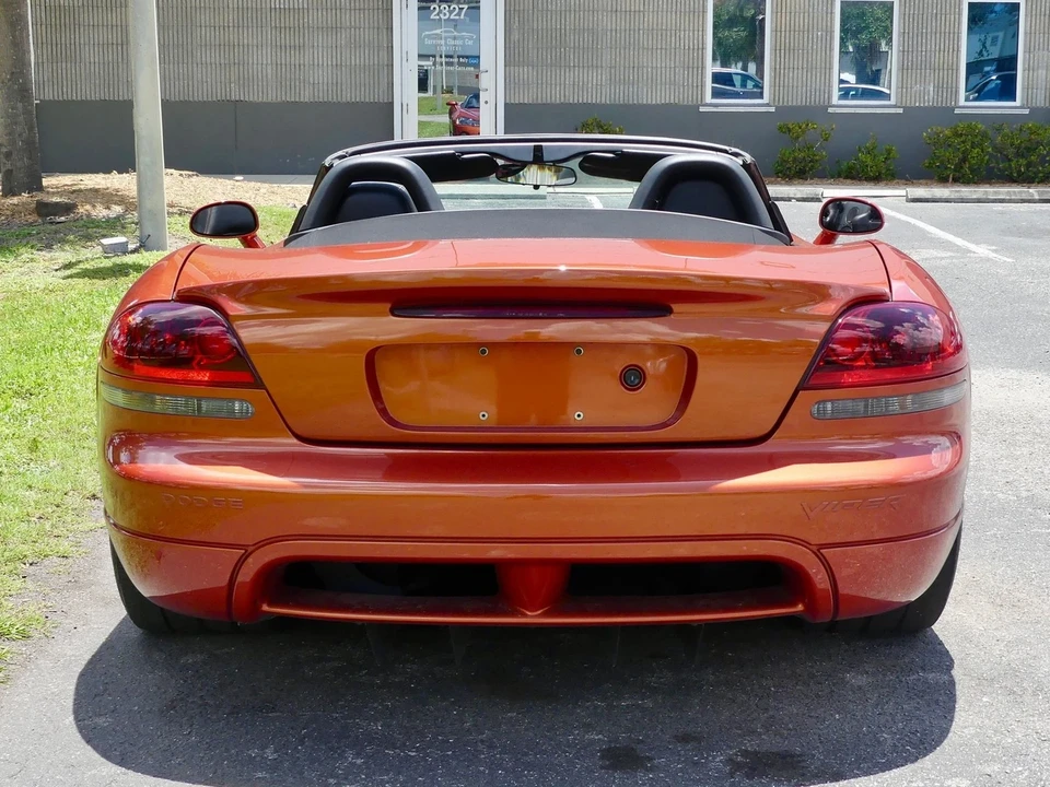 2005 Dodge Viper 3rd Gen - Image 15 of 21