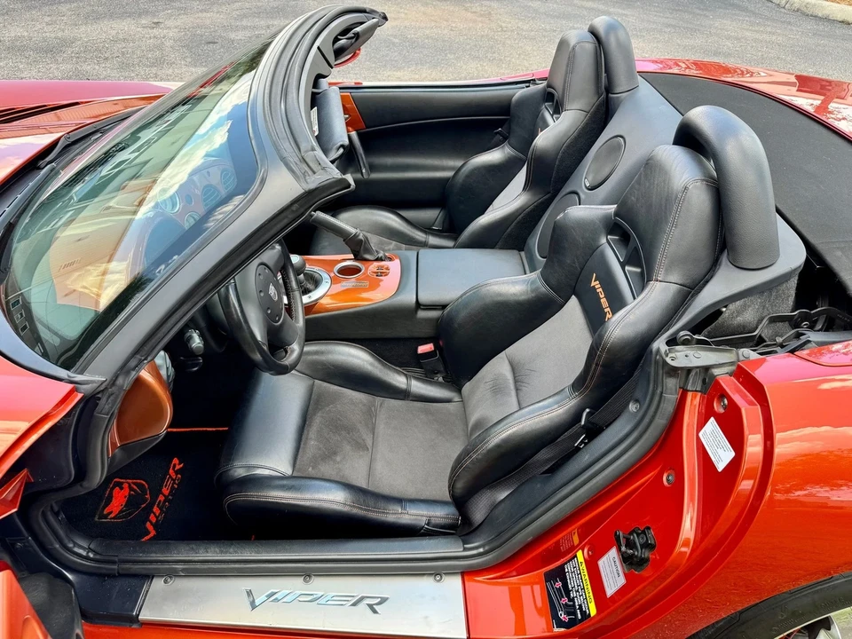 2005 Dodge Viper 3rd Gen - Image 4 of 21