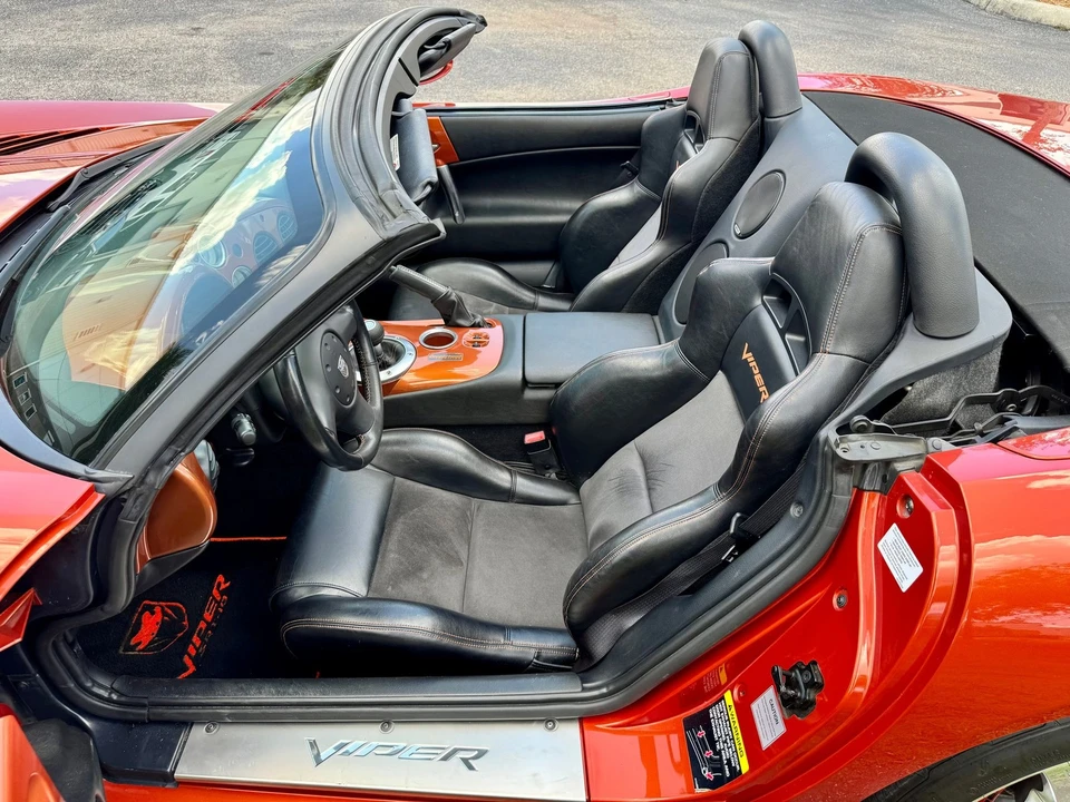 2005 Dodge Viper 3rd Gen - Image 4 of 21
