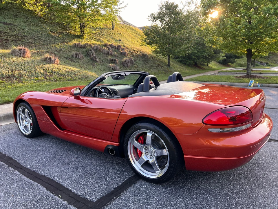 2005 Dodge Viper 3rd Gen - Image 10 of 31