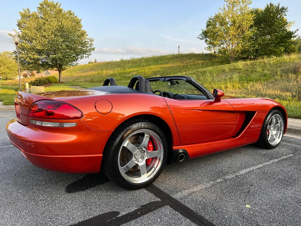 2005 Dodge Viper 3rd Gen - Image 22 of 31