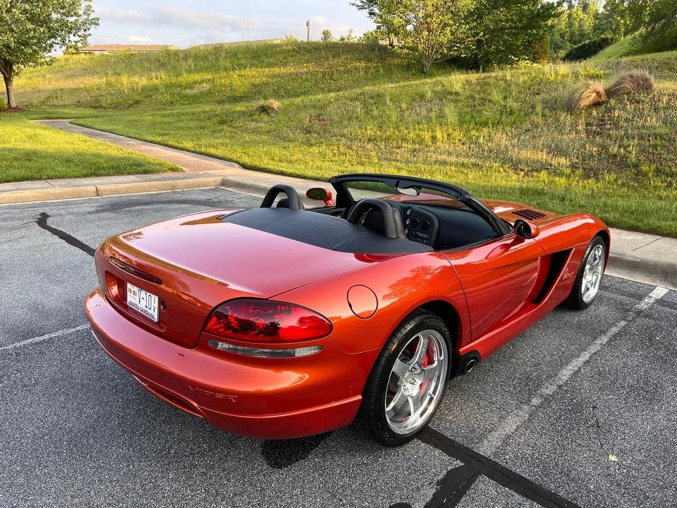 2005 Dodge Viper 3rd Gen - Image 17 of 31