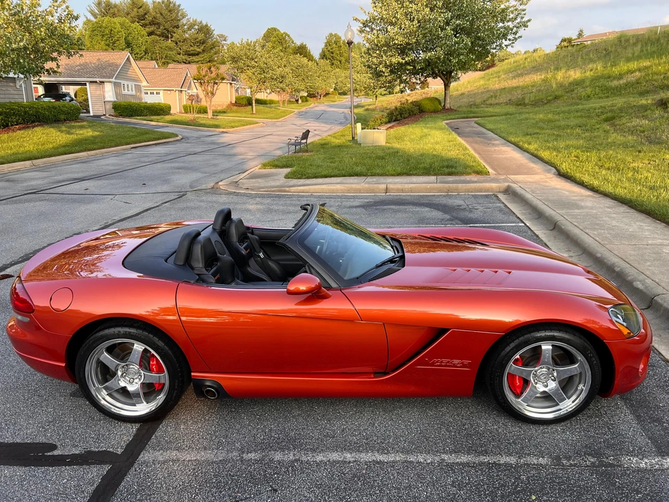2005 Dodge Viper 3rd Gen - Image 25 of 31