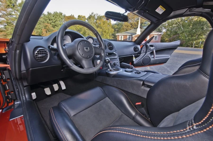 2005 Dodge Viper 3rd Gen - Image 4 of 12