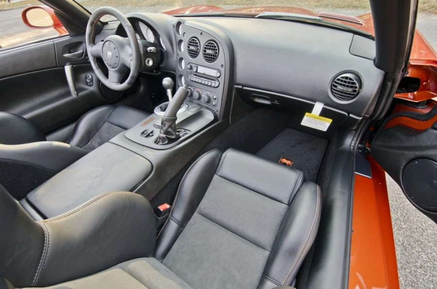 2005 Dodge Viper 3rd Gen - Image 5 of 12