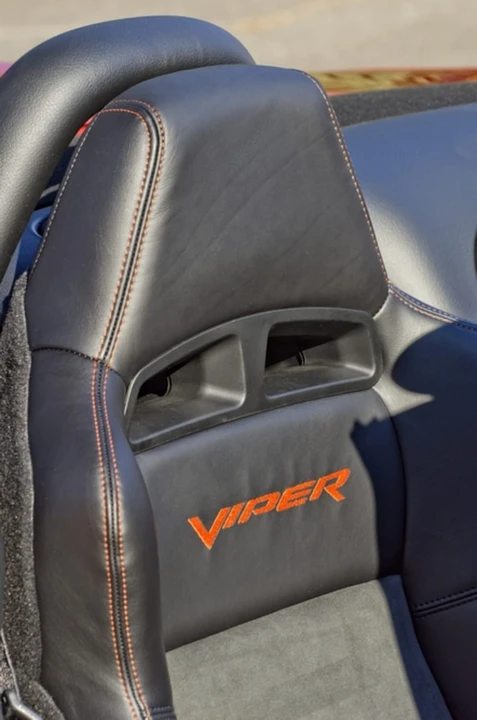 2005 Dodge Viper 3rd Gen - Image 7 of 12