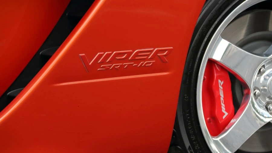 2005 Dodge Viper 3rd Gen - Image 17 of 23