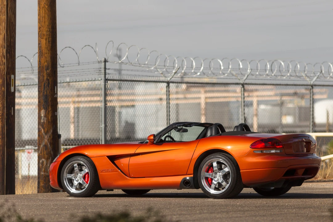 2005 Dodge Viper 3rd Gen - Image 11 of 24