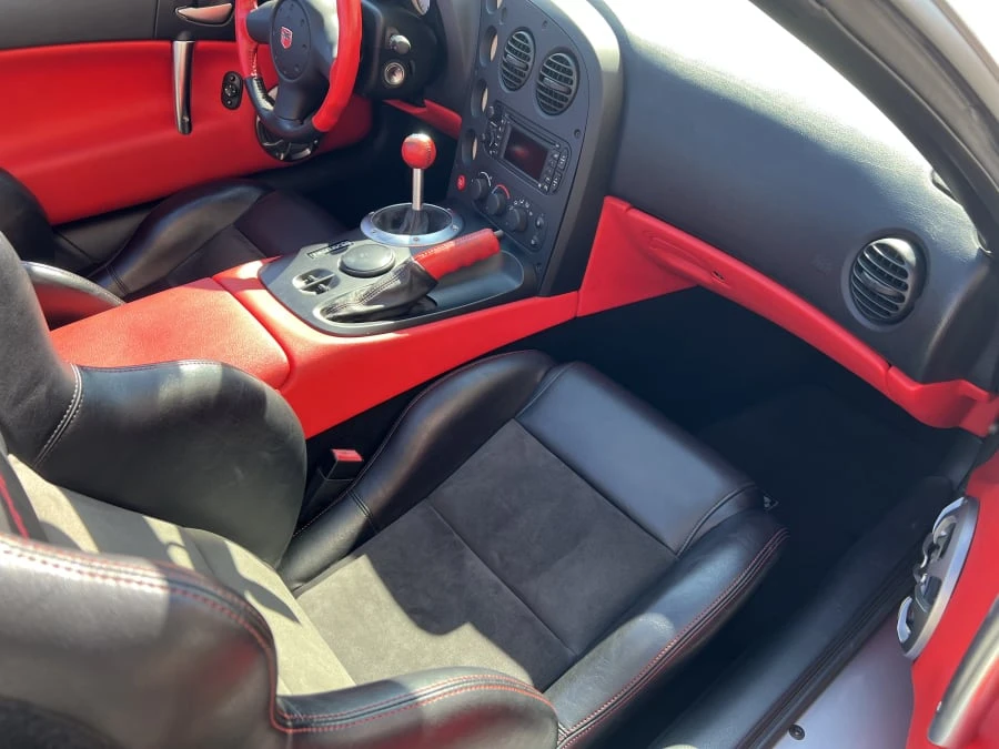 2005 Dodge Viper 3rd Gen - Image 8 of 12