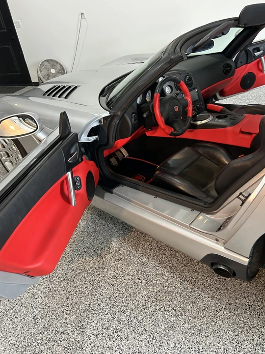 2005 Dodge Viper 3rd Gen - Image 11 of 12