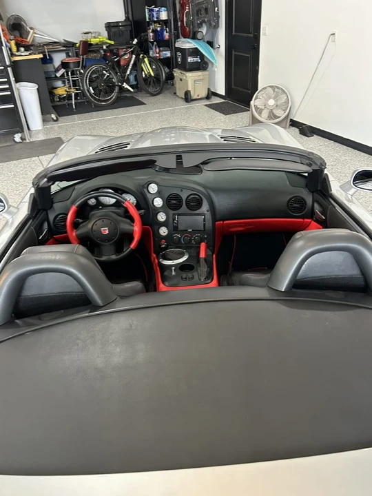 2005 Dodge Viper 3rd Gen - Image 7 of 12