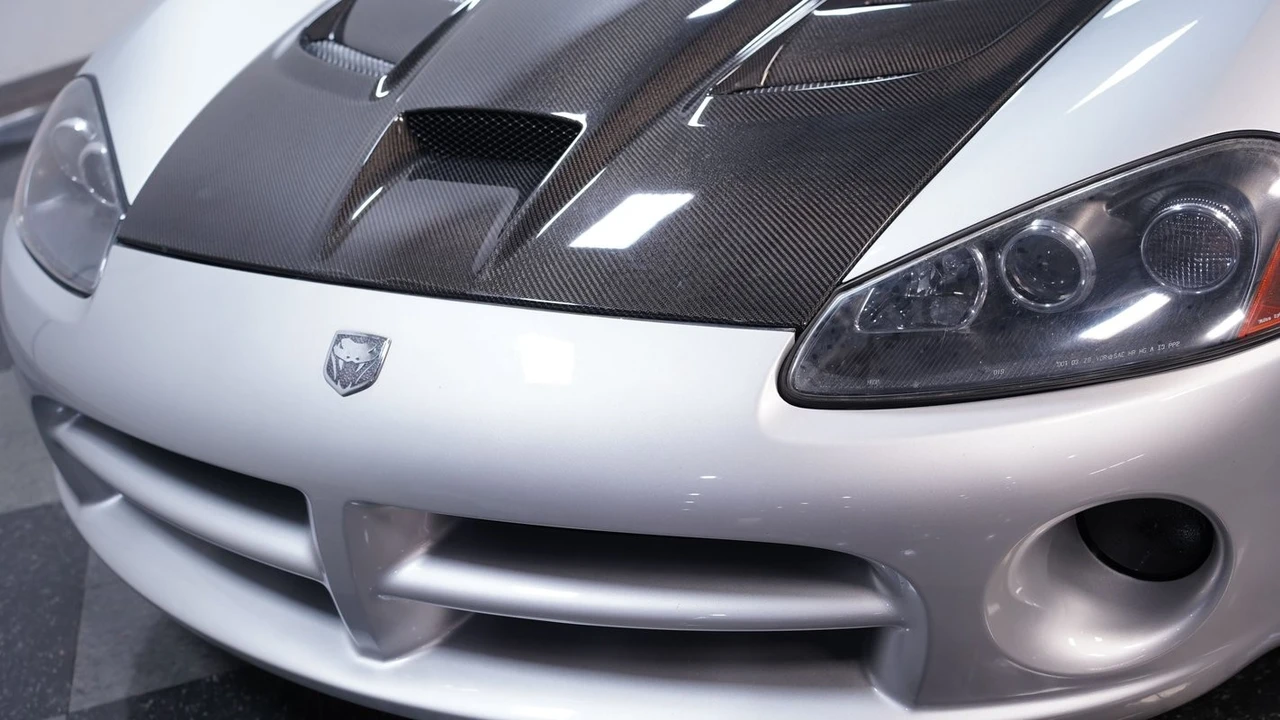 2005 Dodge Viper 3rd Gen - Image 18 of 31