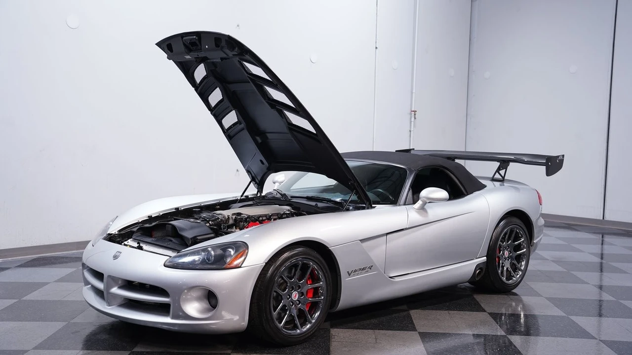 2005 Dodge Viper 3rd Gen - Image 29 of 31
