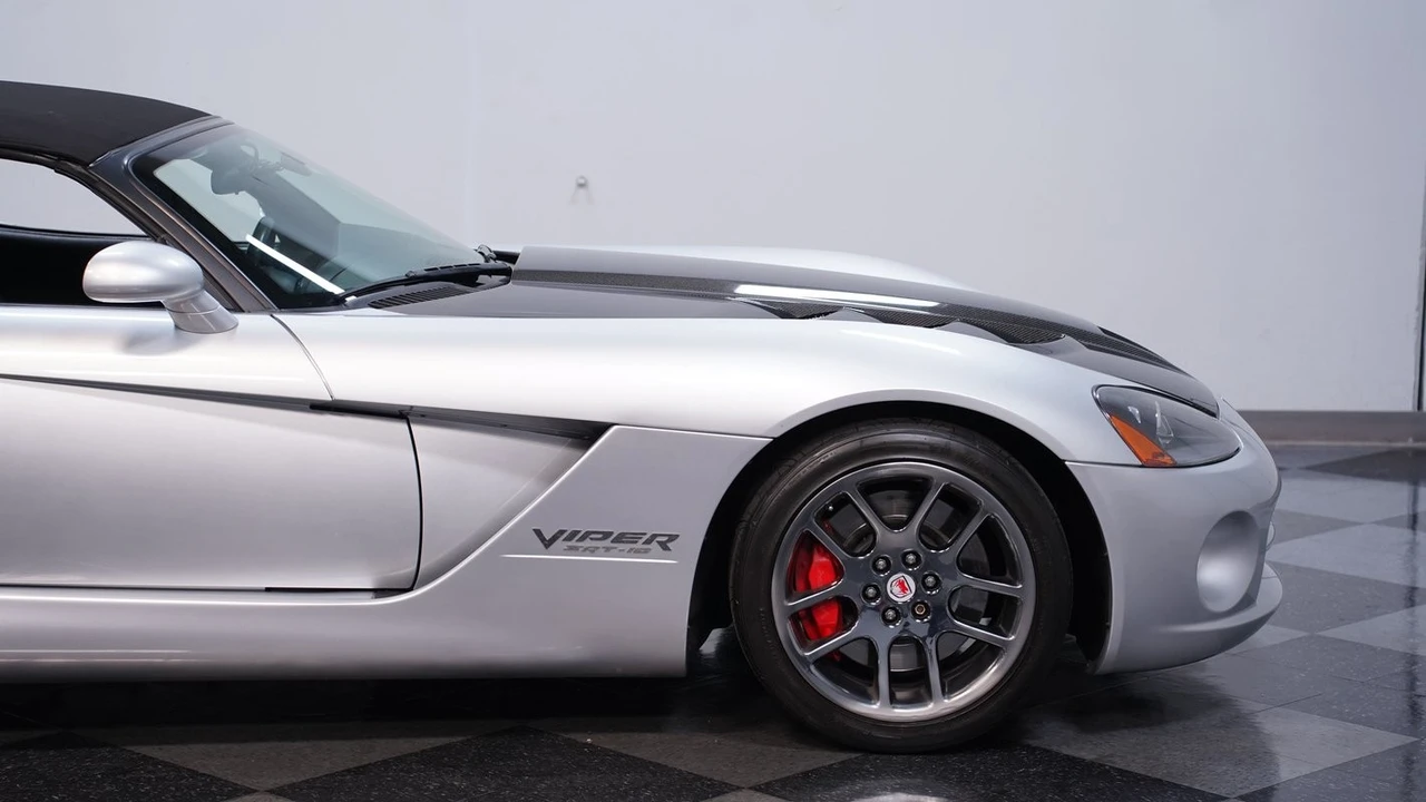 2005 Dodge Viper 3rd Gen - Image 28 of 31