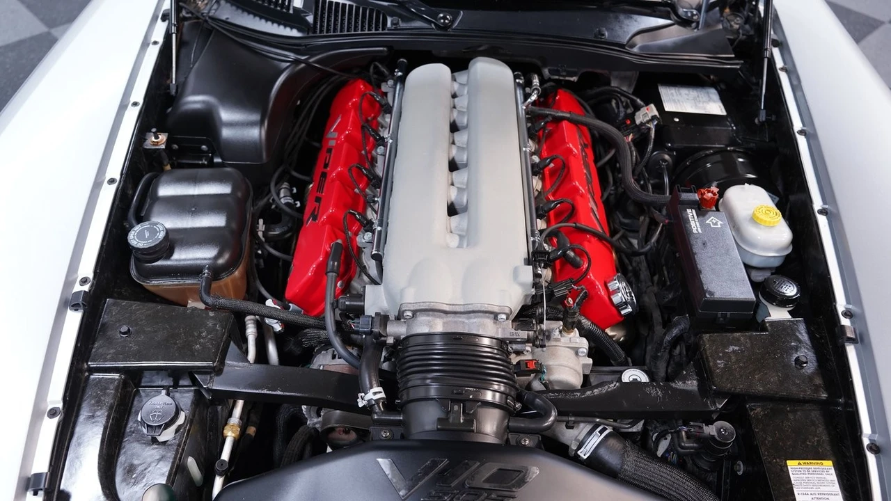 2005 Dodge Viper 3rd Gen - Image 3 of 12