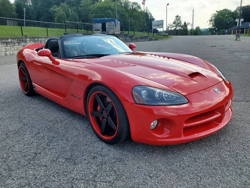 2005 Dodge Viper 4th Gen - Image 13 of 31