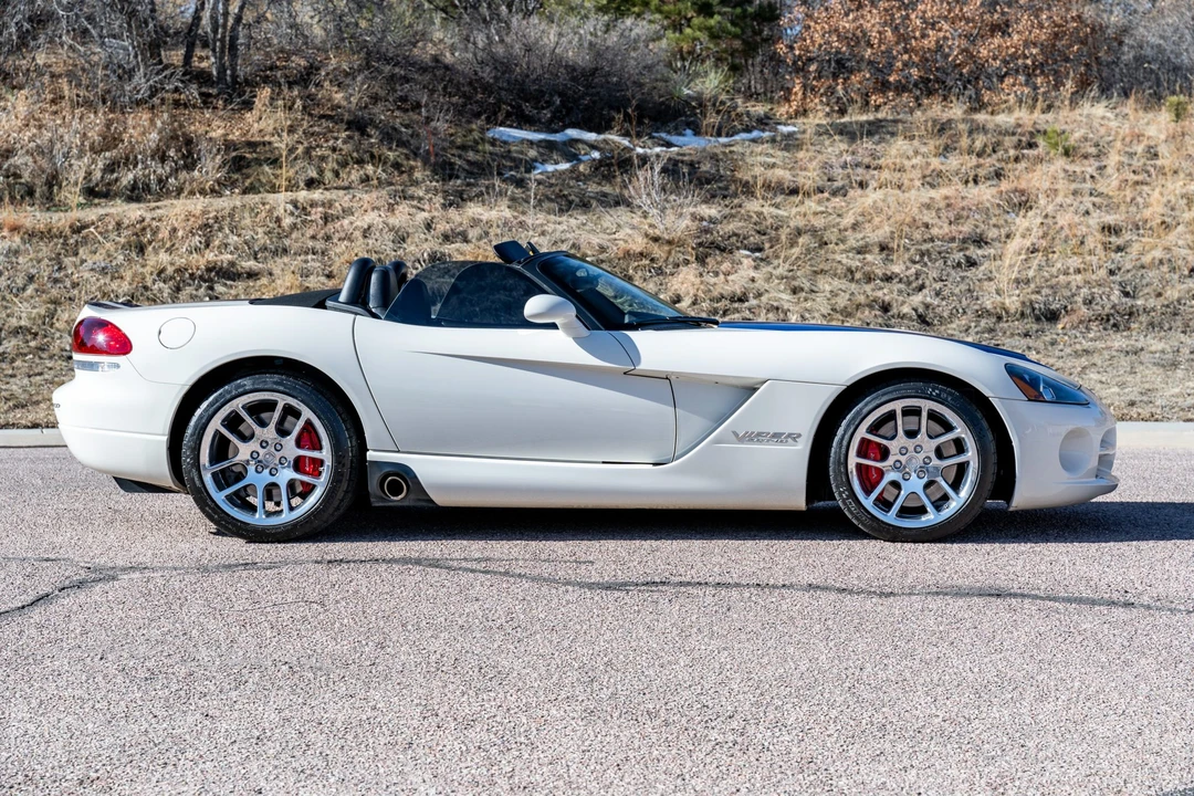 2005 Dodge Viper 3rd Gen - Image 4 of 31