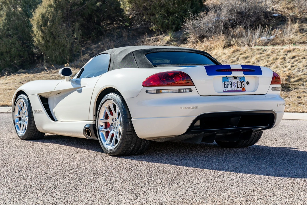 2005 Dodge Viper 3rd Gen - Image 15 of 31