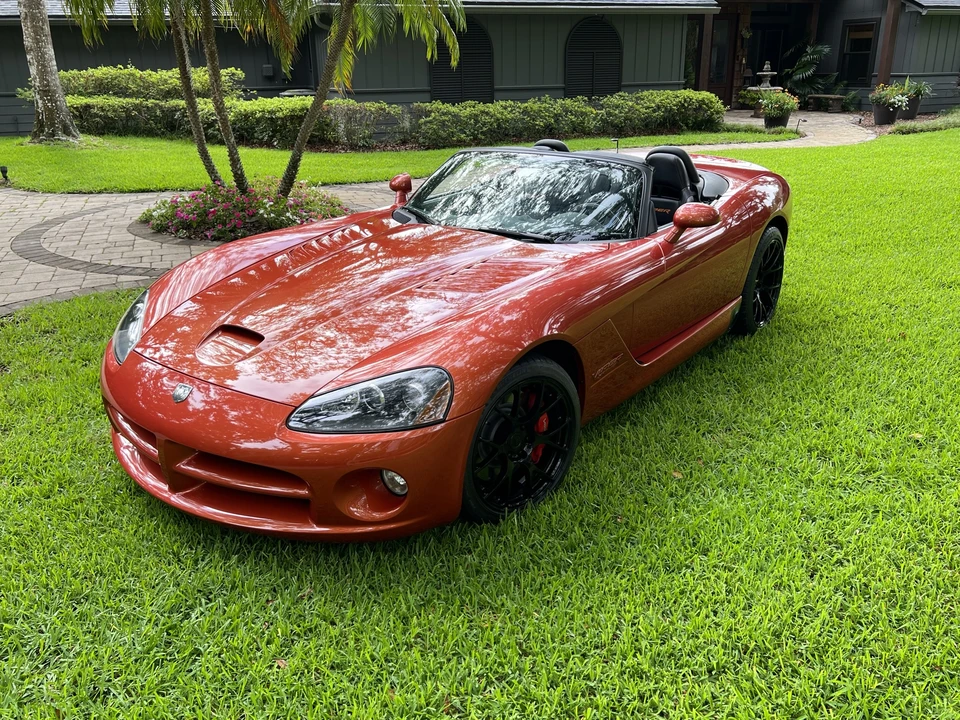 2005 Dodge Viper 3rd Gen - Image 9 of 31