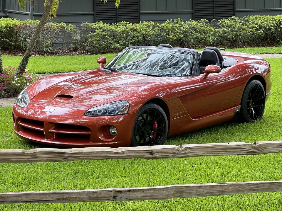 2005 Dodge Viper 3rd Gen - Image 8 of 31