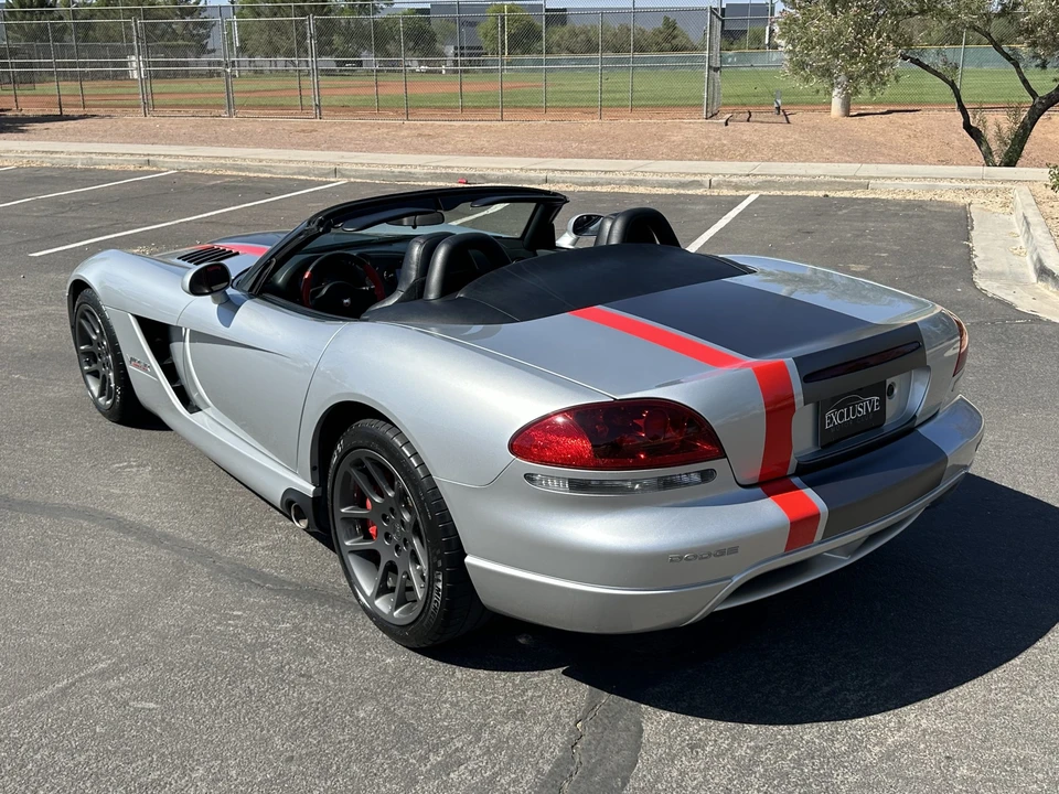 2005 Dodge Viper 3rd Gen - Image 12 of 31