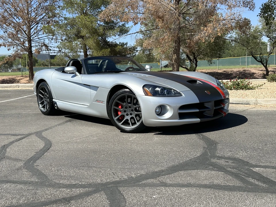 2005 Dodge Viper 3rd Gen - Image 2 of 31