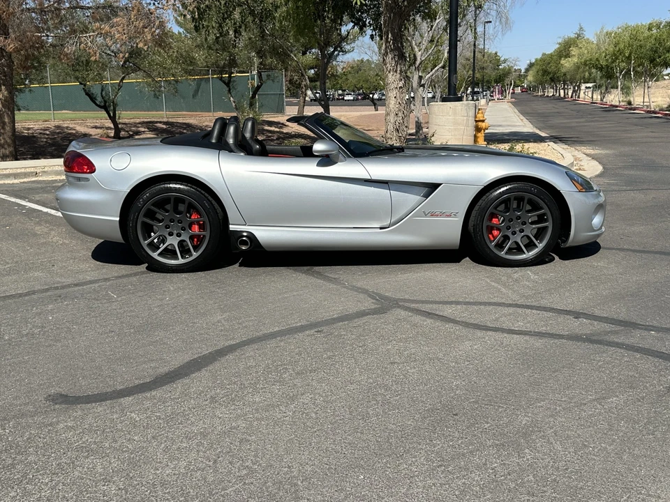 2005 Dodge Viper 3rd Gen - Image 15 of 31