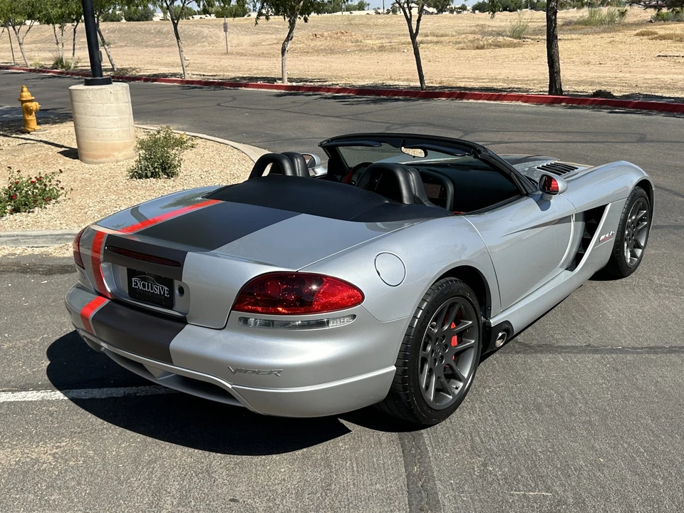 2005 Dodge Viper 3rd Gen - Image 13 of 31