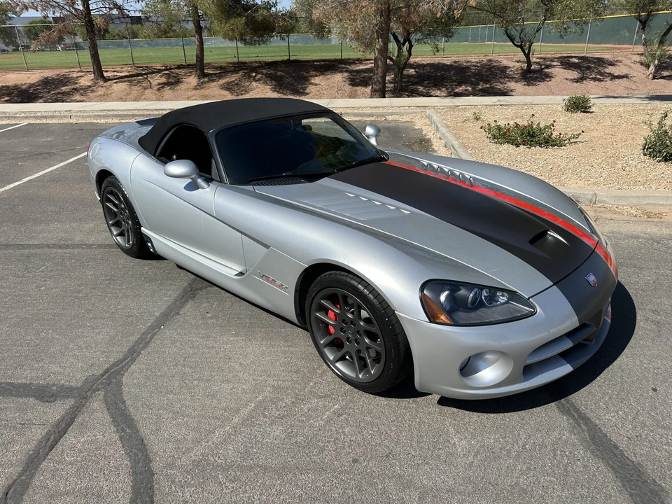2005 Dodge Viper 3rd Gen - Image 16 of 31
