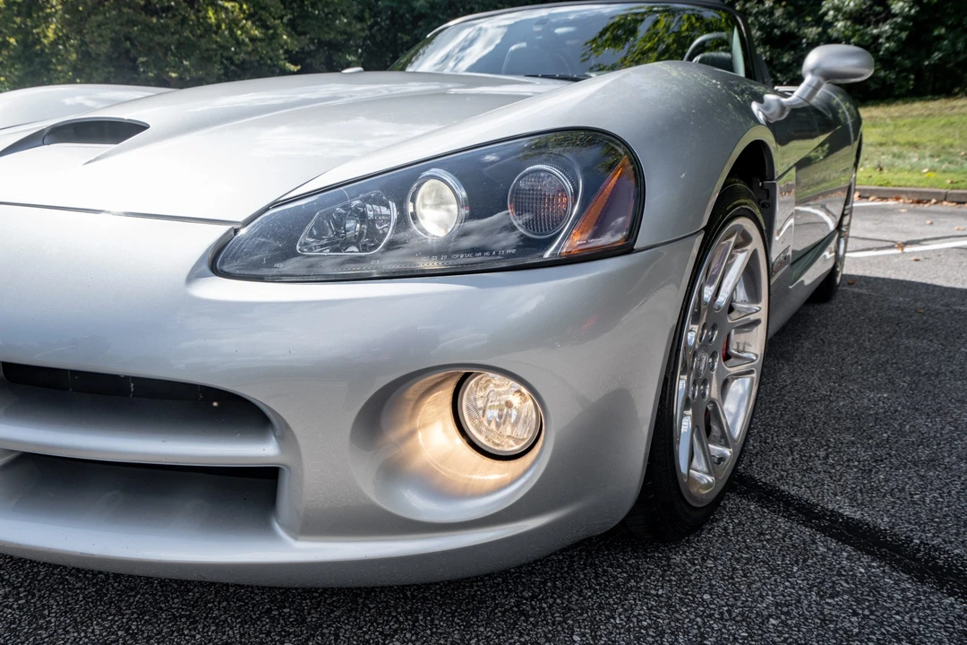 2005 Dodge Viper 3rd Gen - Image 30 of 31