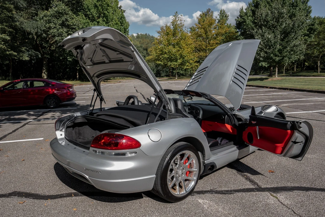 2005 Dodge Viper 3rd Gen - Image 26 of 31