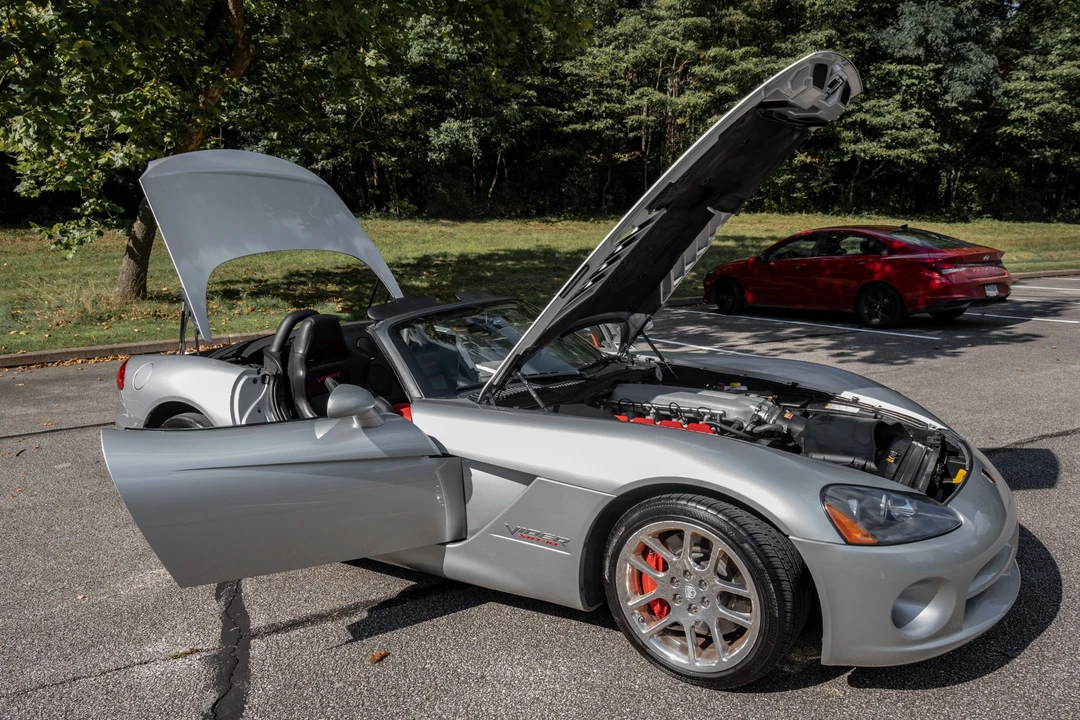2005 Dodge Viper 3rd Gen - Image 27 of 31