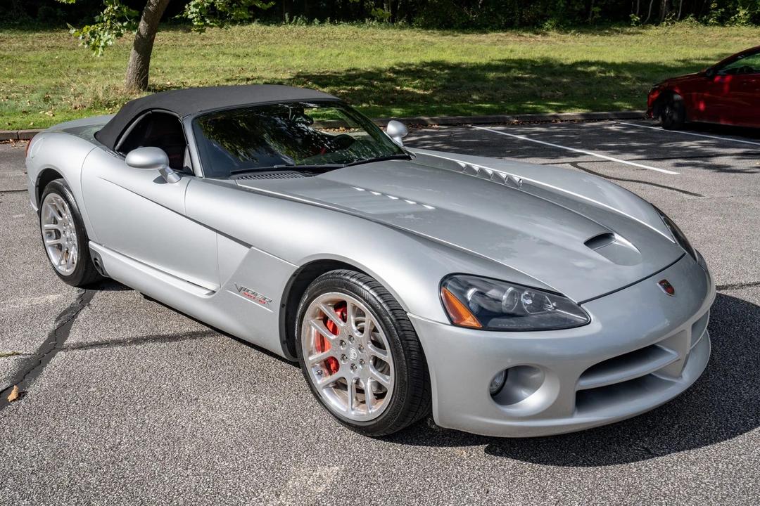 2005 Dodge Viper 3rd Gen - Image 11 of 31